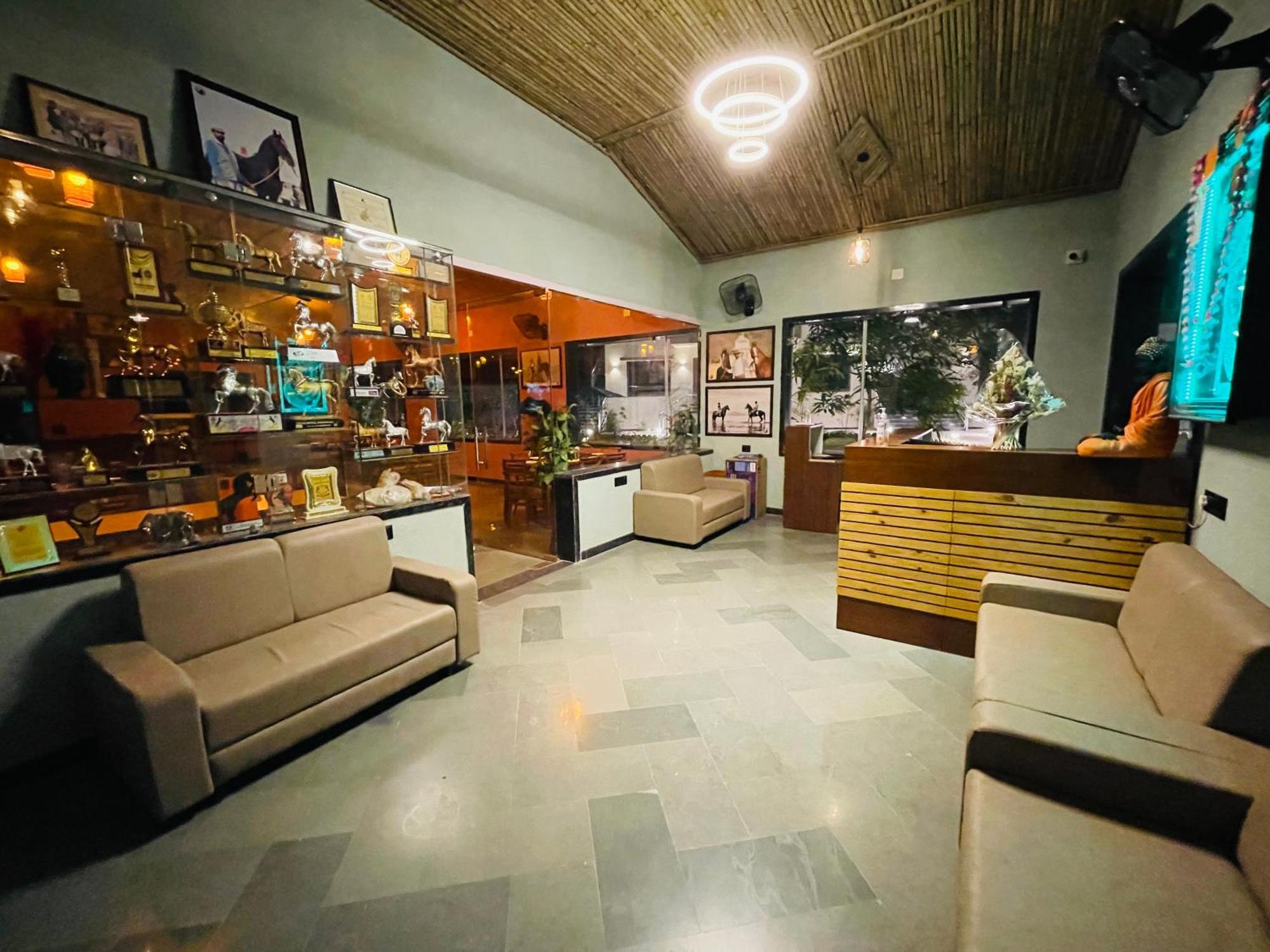 Dev Villa Resort Rajsamand Extérieur photo